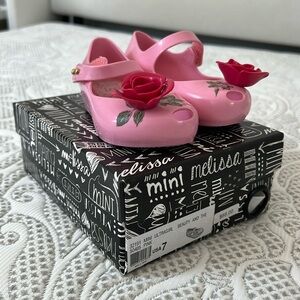 Mini Melissa ultragirl beauty and the beast pink size 7